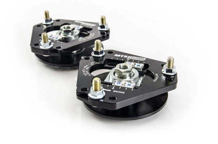 Regulowane camber / caster plates (przód) Ford USA MUSTANG 6 Convertible